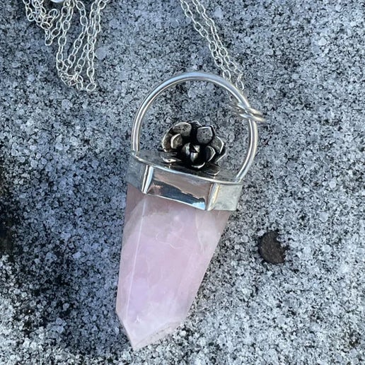 Rose Quartz Pendant Necklace